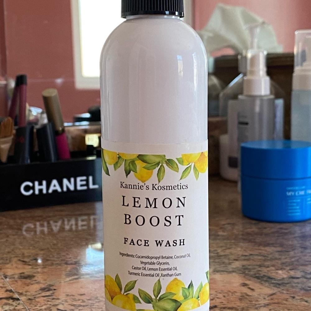 Essential oil face wash